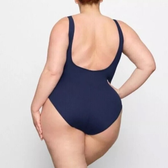 SKIMS SCULPTING SWIM TANK ONE PIECE | STYLE: OP-BAF-2758 | COLOR: MIDNIGHT | NEW - Picture 5 of 12